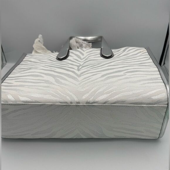 Michael Kors Silver Metallic Gigi Zebra Print Large Grab Tote Bag purse NWT - Picture 10 of 16
